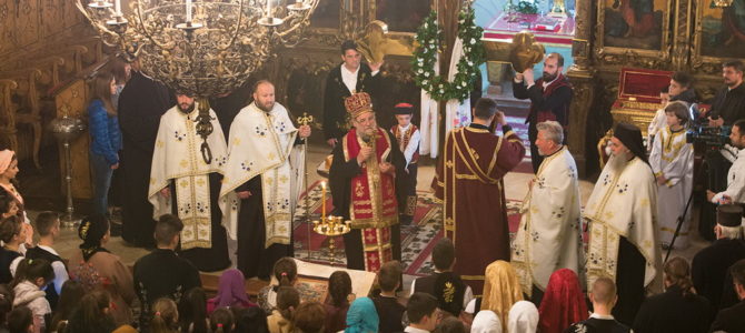Освећење Часног Крста за храм Светог оца Николаја у Шиду