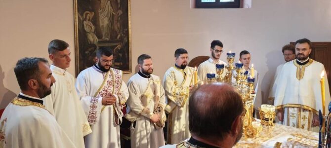 Прослава Рођења Светог Јована Претече у манастиру Ваведења у Сремским Карловцима Прослава Рођења Светог Јована Претече у манастиру Ваведења у Сремским Карловцима