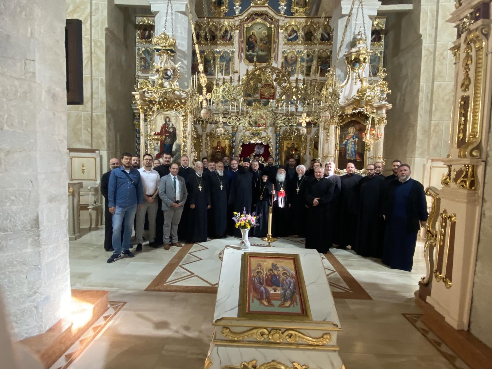 Слава свештенства и вероучитеља Архијерејског намесништва румског