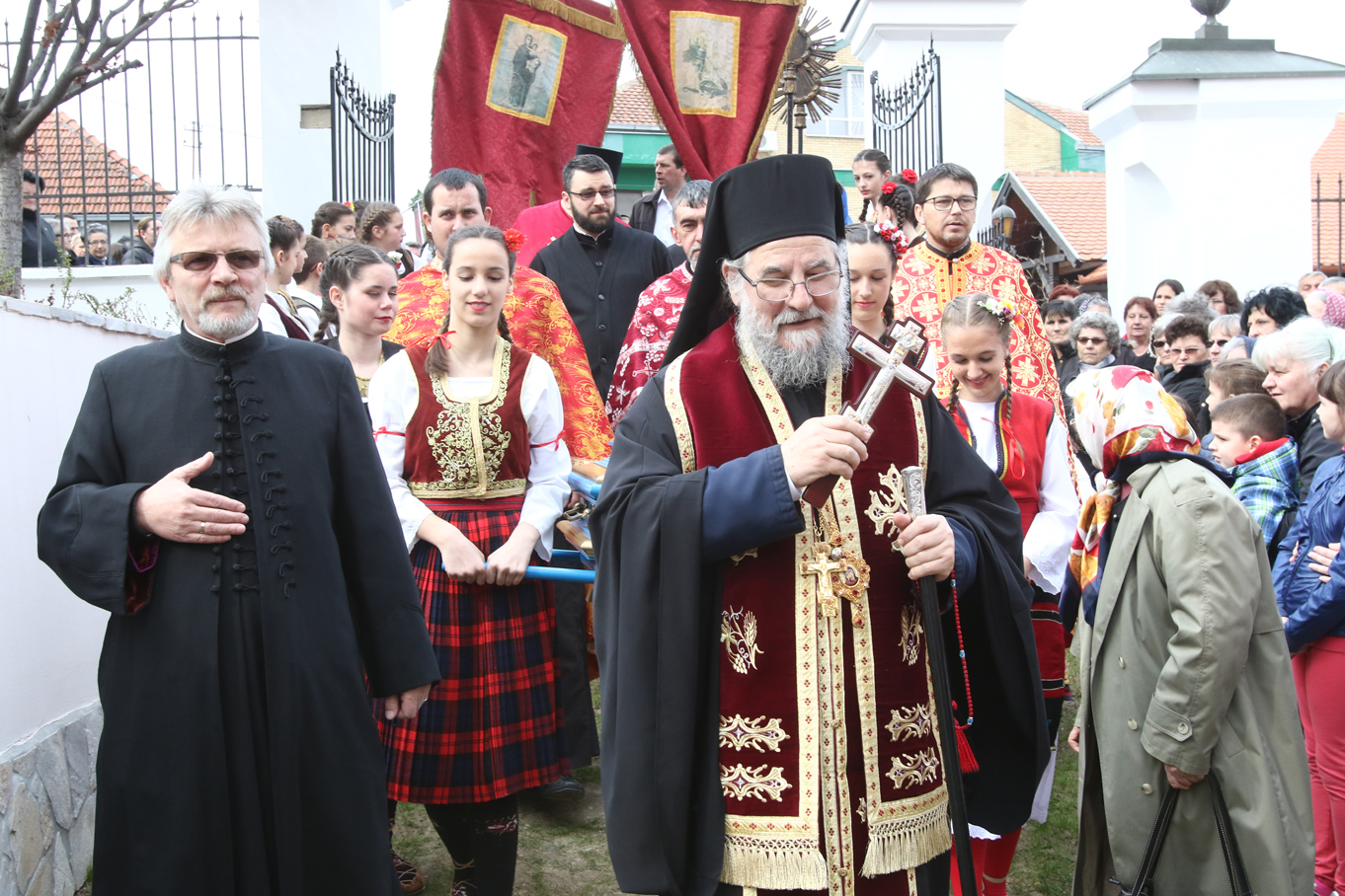 Најава: Епископ сремски у недељу, 10. априла, у Беркасову