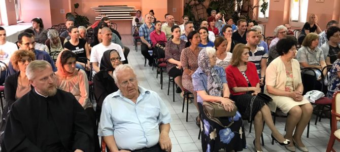 Одржано предавање “Српска породица у вртлогу искушења савременог доба” у Батајници