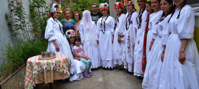 На други дан Духова Краљице обишле румска домаћинства