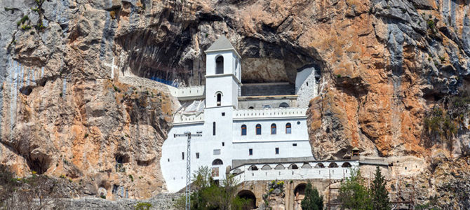 НАЈАВА: Поклоничко путовање манастиру Острог