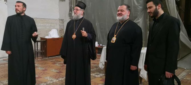 Епископ кронштатски Назарије посетио Грчку цркву у Руми