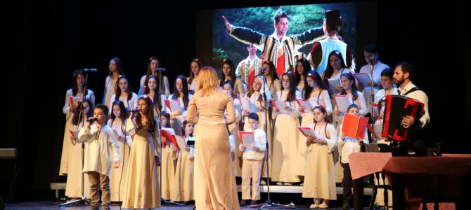 Новогодишњи празнични концерт дечијег црквеног хора „Благослов“ у Сремској Митровици