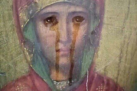 Замироточила икона Мајке Божје «Знамење» у Русији