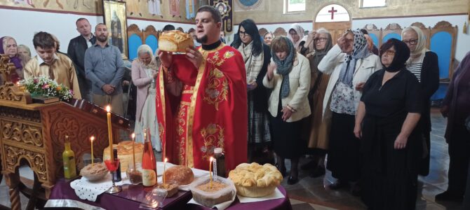 У Петрoварадину литургијски прослављен празник Светих мученица Вере, Наде и Љубави и мати им Софије