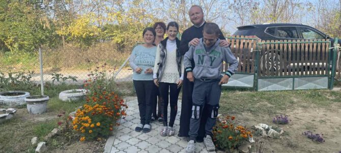 Посета и помоћ породици почившег проте Мирослава Дамњановића из Бешке