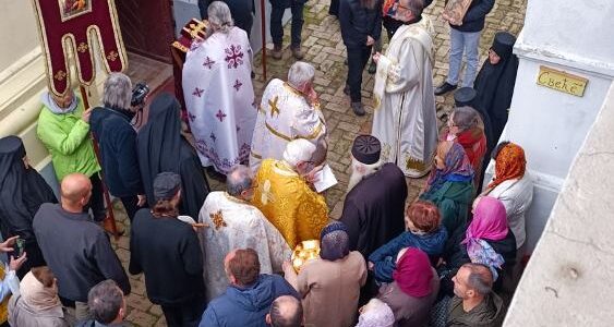 Свети Димитрије литургијски прослављен у Великој Ремети