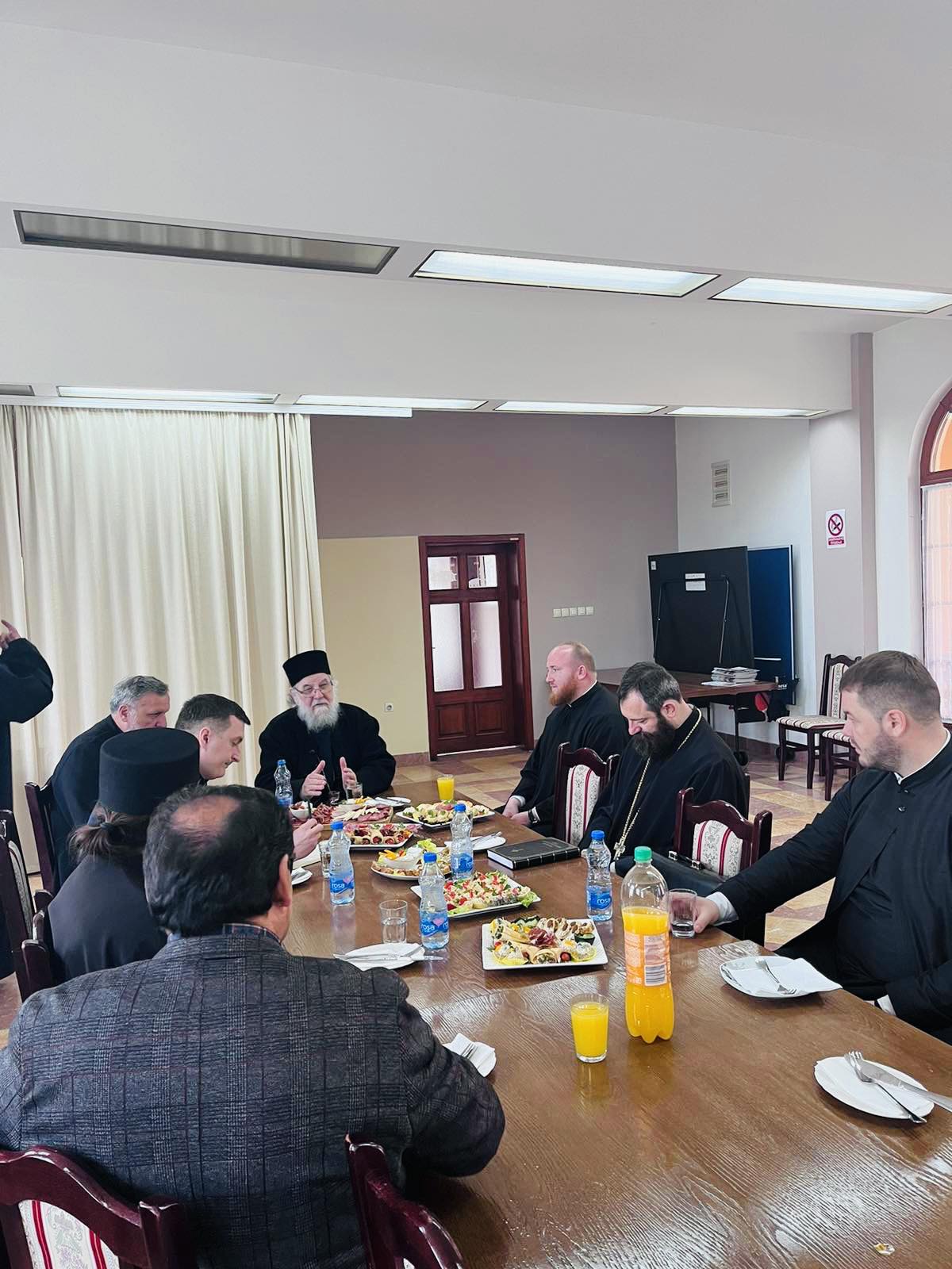Успешно реализован радни састанак Епископа сремског Г. Василија са радним тимом поводом оснивања Епархијског центра у Руми