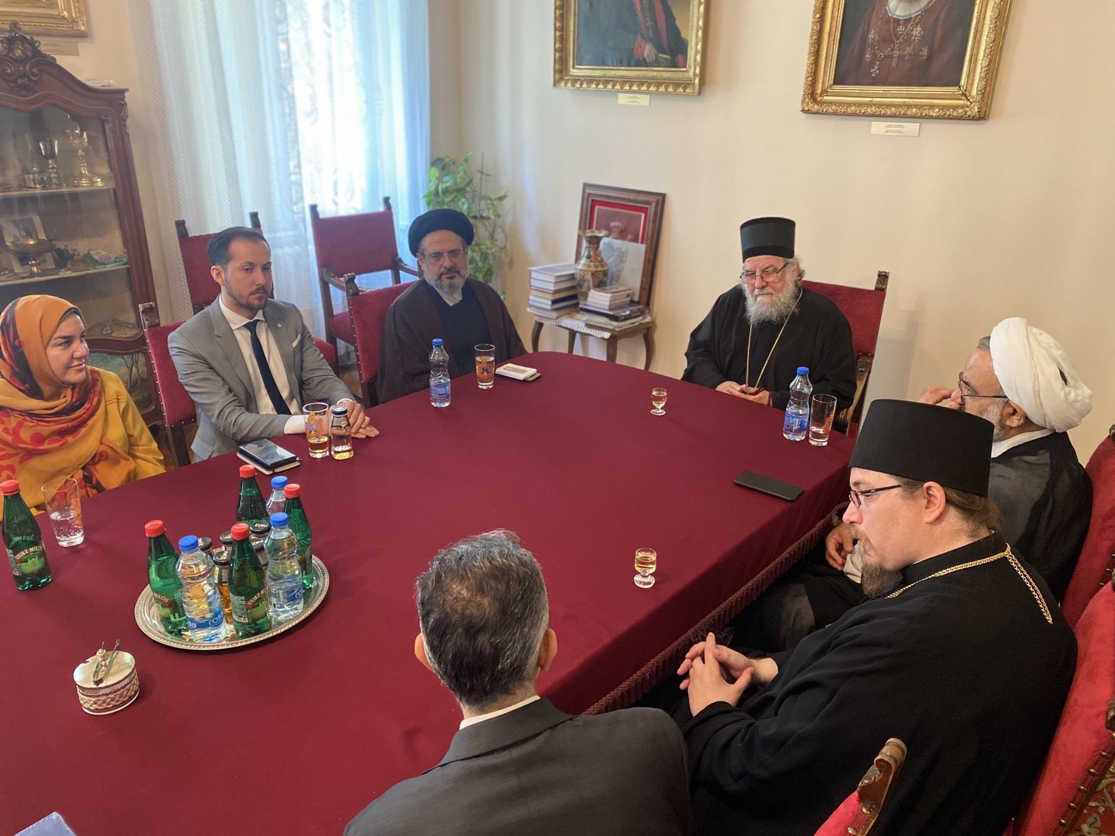 Епископ сремски примио просветну делегацију из Ирана