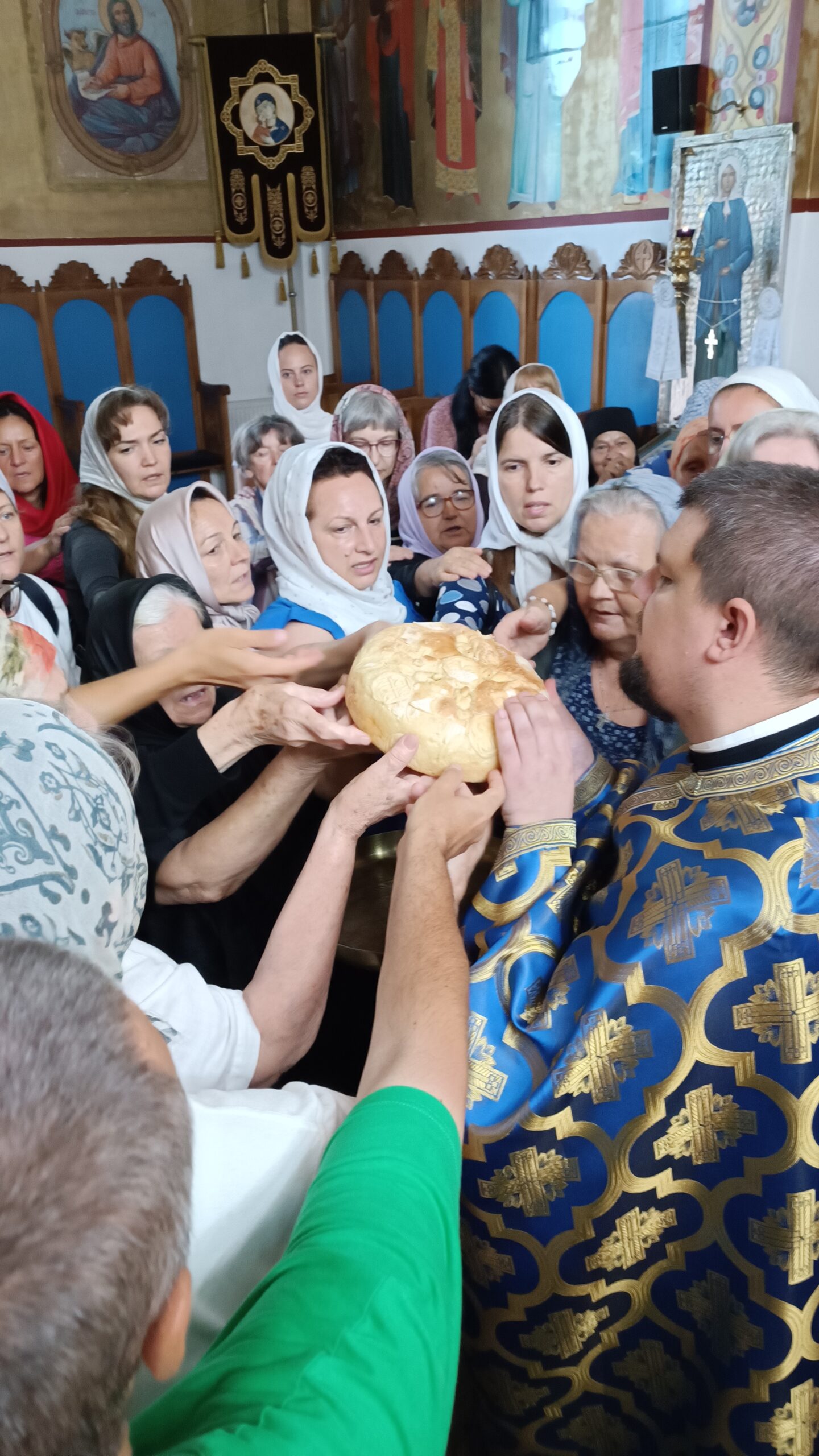 Празник иконе Богородице Почајевске прослављен у Петроварадину