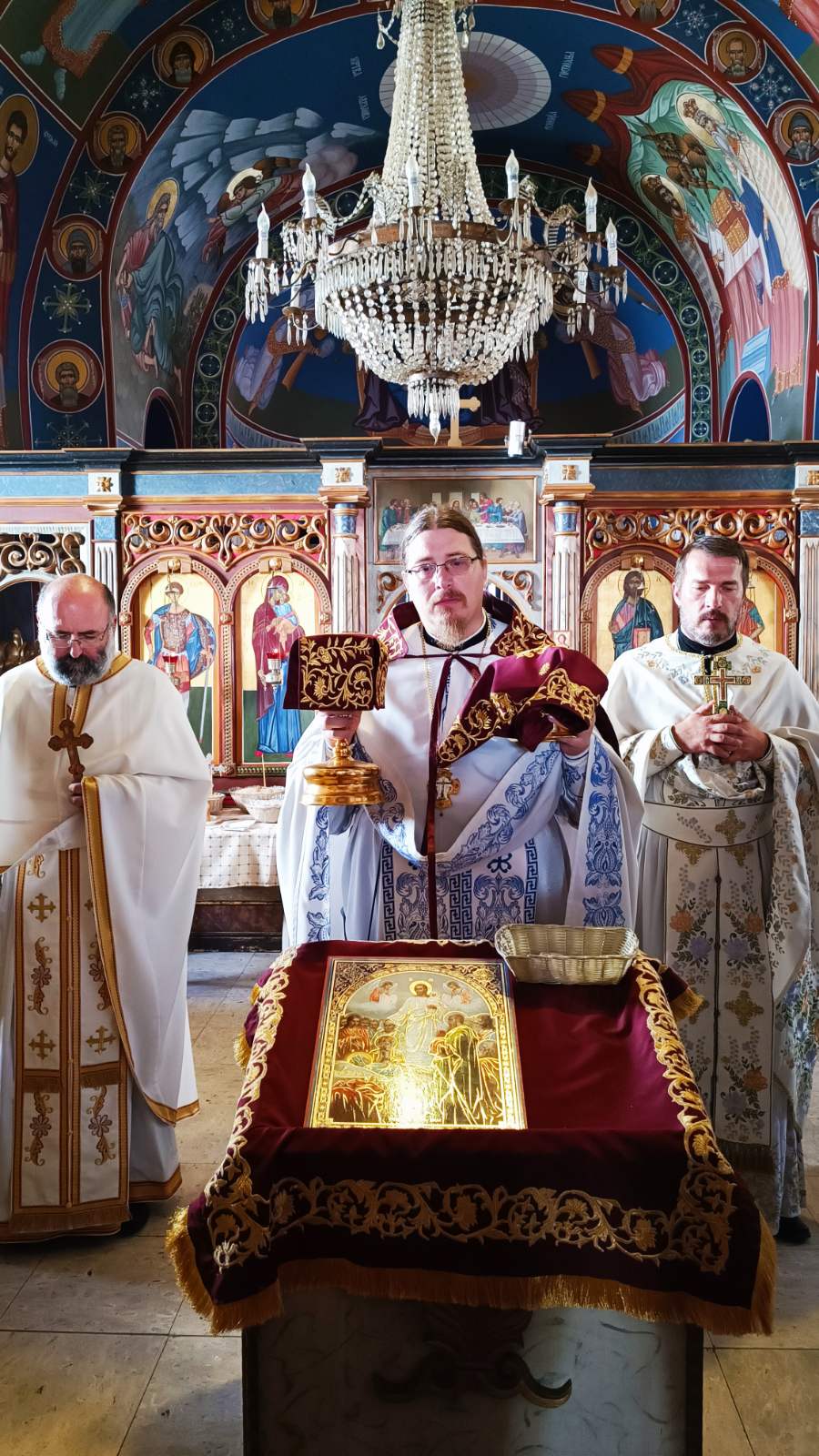 Прослава Велике Госпојине у манастиру Велика Ремета