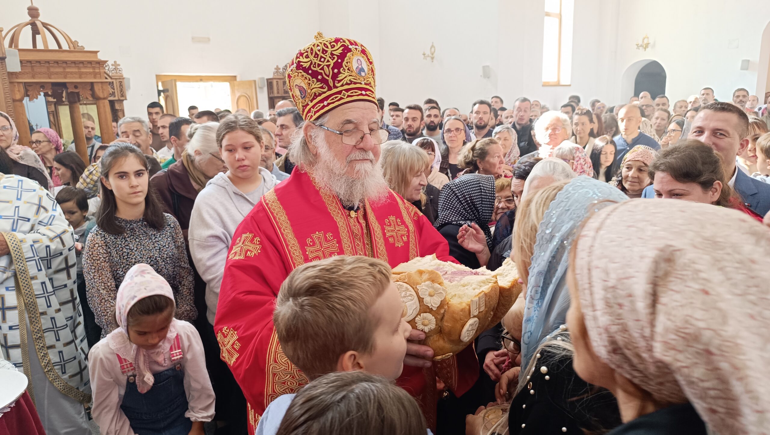 Света Петка прослављена у Петроварадину