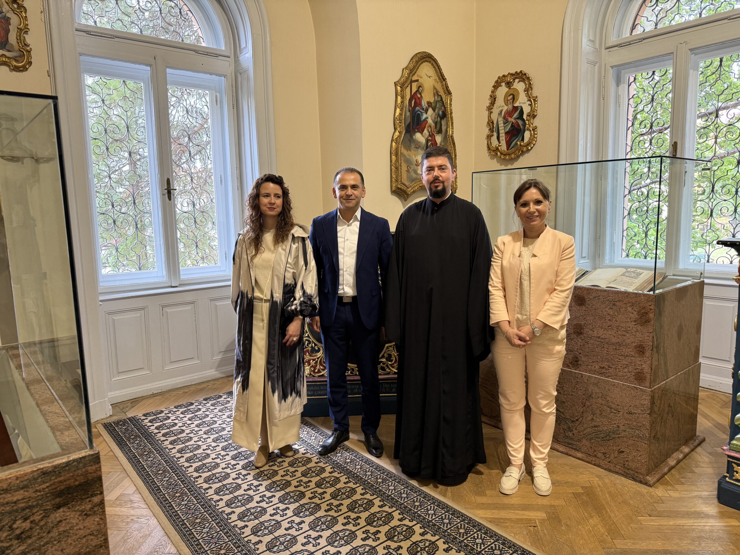 Посета покрајинског секретара за културу Саборном храму у Сремским Карловцима