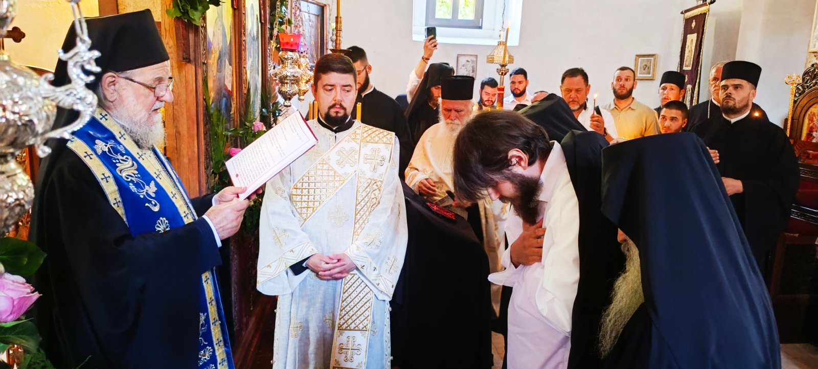 Монашење у Манастиру Раковац Монашење у Манастиру Раковац