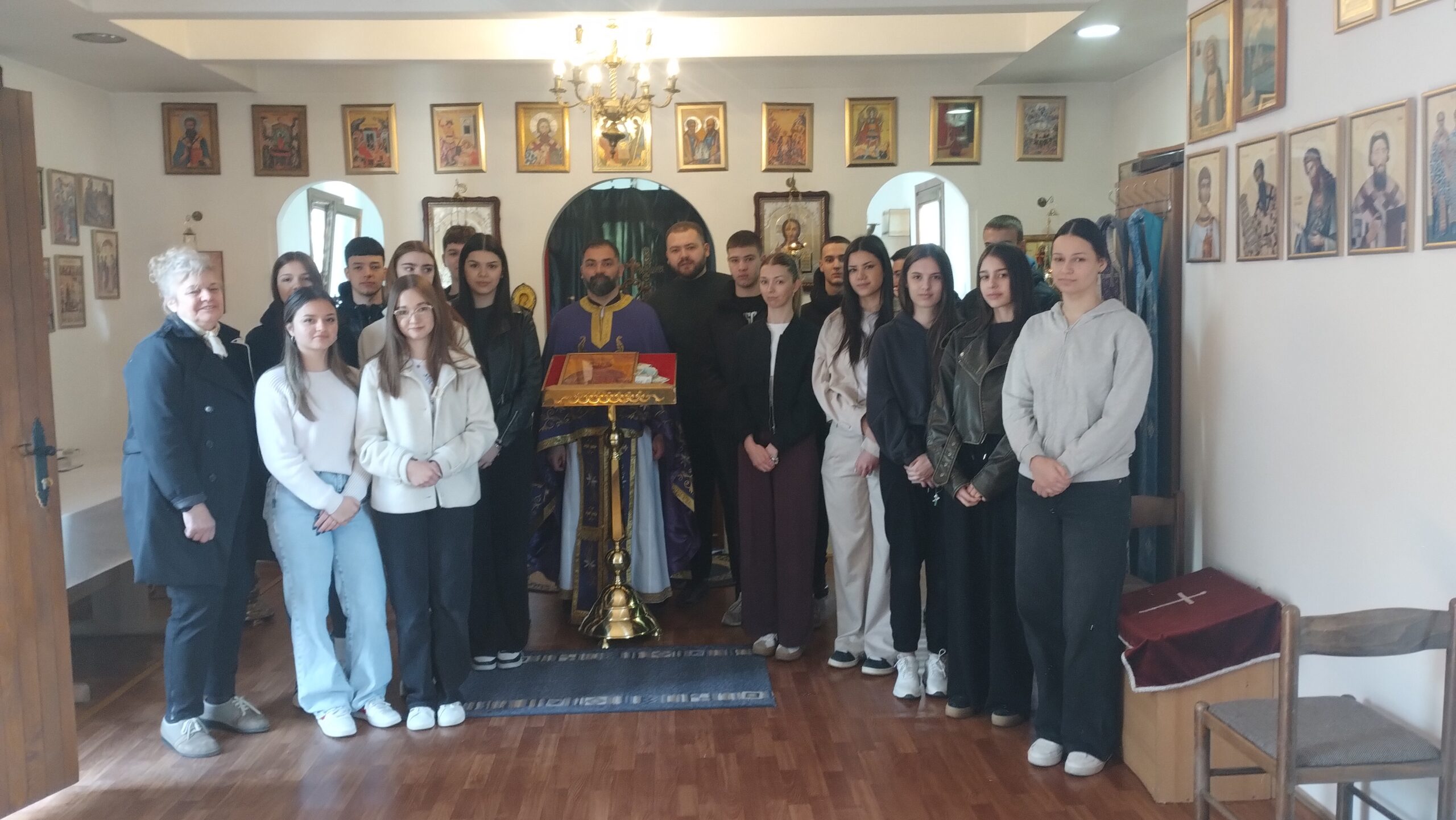 Света Литургија пређеосвећених Дарова у храму Светог великомученика Лазара у Шиду